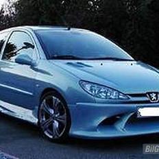 Peugeot 206 2.0 GTI