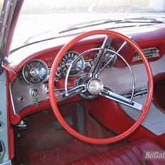 Amerikaner Ford Thunderbird