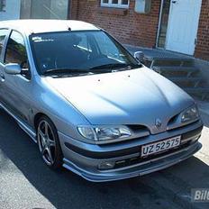 Renault Megane 2,0. RT