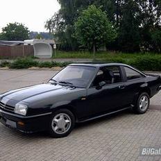 Opel Manta  SOLGT