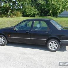 Ford Sierra Sedan **SOLGT**