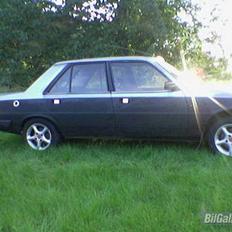 Peugeot 305 cristal "DØD"