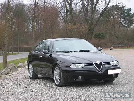 Alfa Romeo 156 2.0 TS 16V - Sidespejlene er blevet indfarvet billede 2