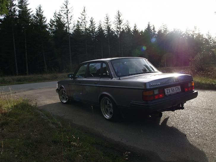 Volvo 240 GLT billede 4