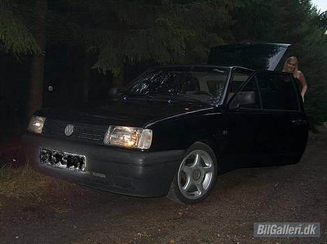 VW polo coupé - Det er dog ikke helt færdig... der skal beklædes med en dørk-plade i bunden billede 4