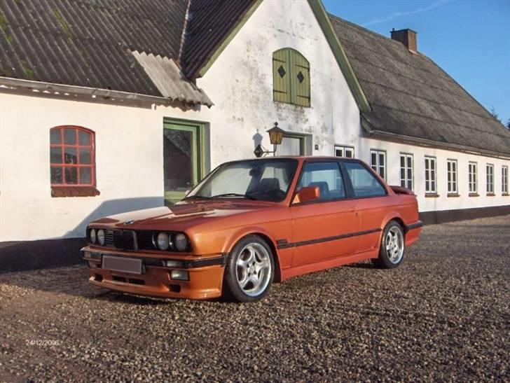 Ford Sierra 2.0i CL *Solgt* - Min gamle E30 / 327 - Bilen jeg havde efter Sierraen billede 2