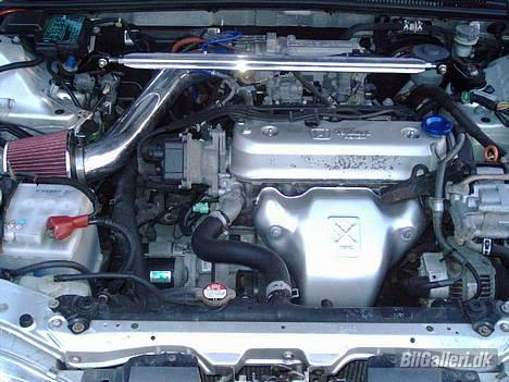 Honda Accord 2,0i (solgt) billede 4