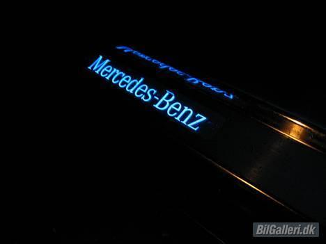 Mercedes Benz E 220 CDI - Das blå lys! :) billede 2