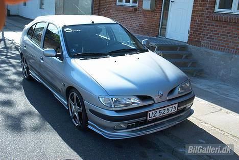 Renault Megane 2,0. RT billede 3