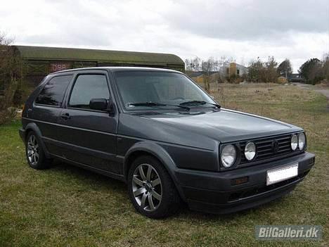 VW Golf II ## SOLGT ## - Golfen set fra en anden vinkel billede 3