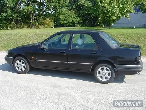 Ford Sierra Sedan **SOLGT** billede 1