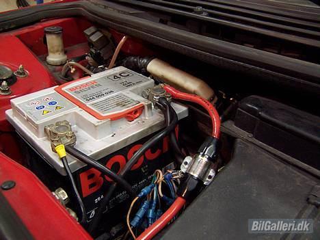 Alfa Romeo 33 1.7 ie QV *solgt* - En lidt alternativ placering af ECU´en. billede 9