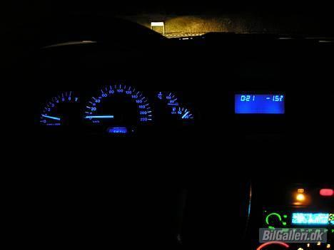 Opel    Vectra *SOLGT* - Blåt lys i instrumentbordet (gammelt billede med TID) billede 5