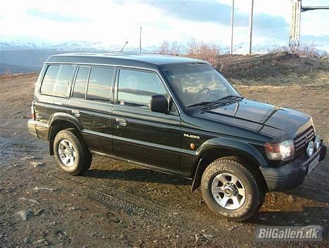 Mitsubishi Pajero - På fjellet billede 2