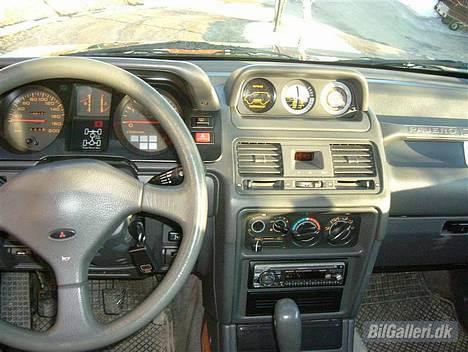 Mitsubishi Pajero - Inst billede 10