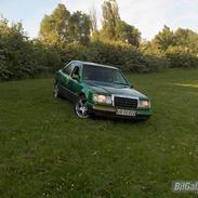 Mercedes Benz 250 D*** SOLGT***