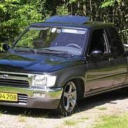 Toyota Hilux-Lowlux Solgt