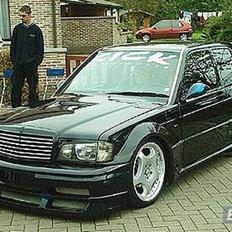 Mercedes Benz 190e