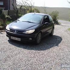 Peugeot 206 XT