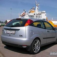 Ford Focus 2.0 trend (solgt)