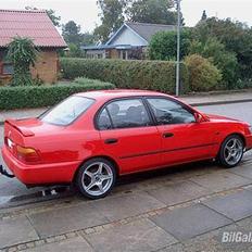 Toyota Corolla 1,6 XLI sedan