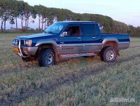 Mitsubishi L200 strada død ved kølle billede 1