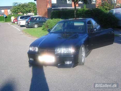 BMW 325 coupe SOLGT billede 1