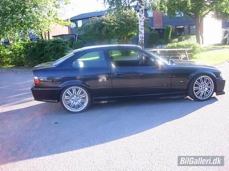 BMW 325 coupe SOLGT billede 3