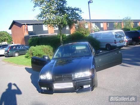 BMW 325 coupe SOLGT billede 8