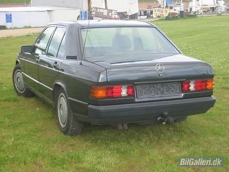 Mercedes Benz 190e billede 3