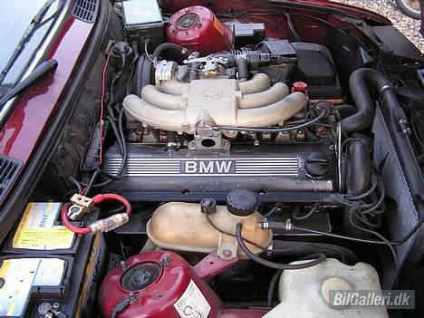 BMW 320i ETA ''SOLGT'' billede 8