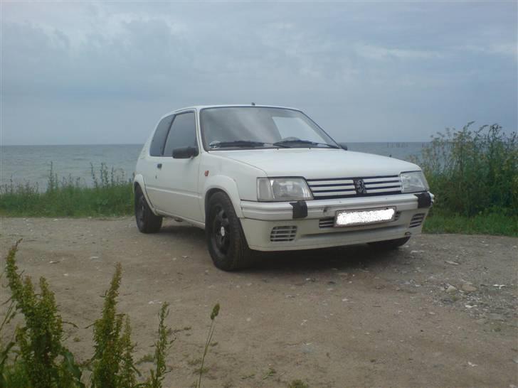 Peugeot 205 1,9 Rallye - j billede 1