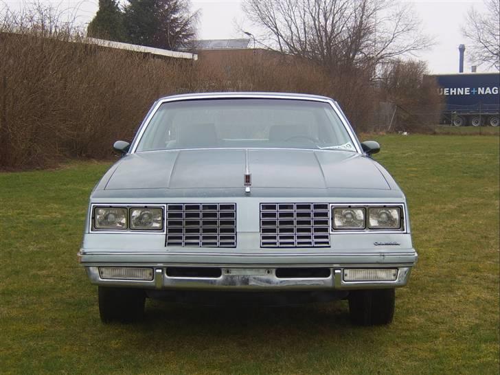 Oldsmobile Cutlass Calais - Før der blev lavet noget ved den. billede 5