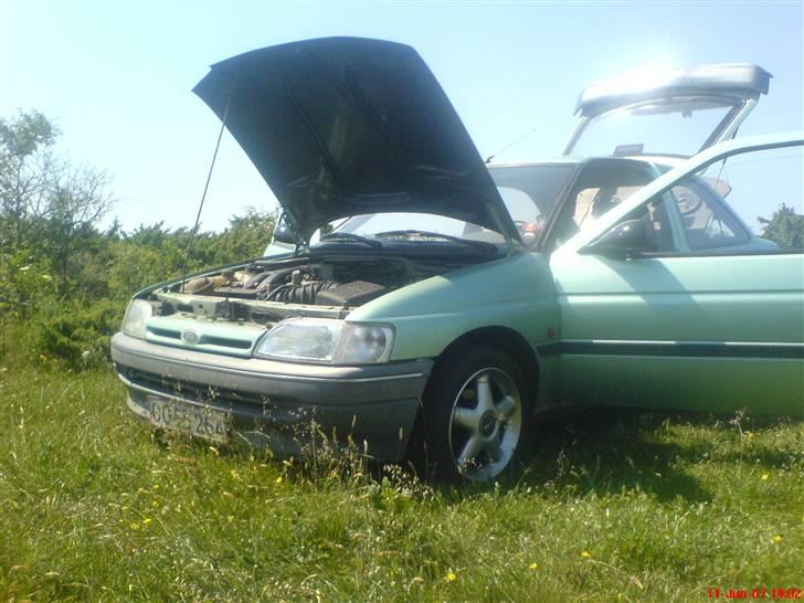 Ford Escort 1.6i billede 4