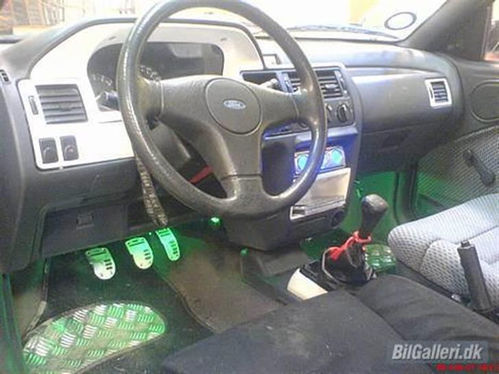 Ford Escort 1.6i billede 7