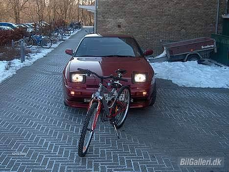 Mercedes Benz 250 D*** SOLGT*** - MIn gammel NIssan 200 Sx 1,8 Turbo - 1992  + MIn ny cykel :)  billede 4