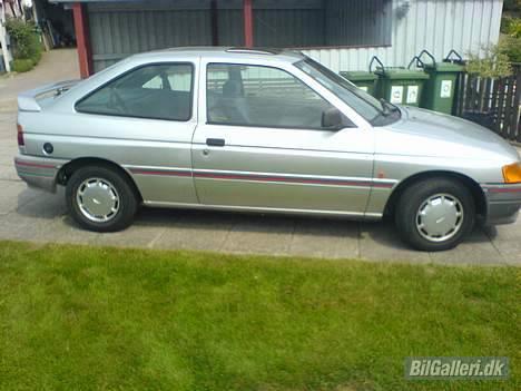 Ford escort - dagen efter den kom hjem billede 4