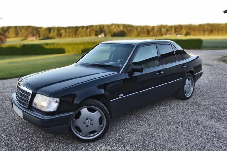 Mercedes Benz W124 250D - VOGN 49 billede 1