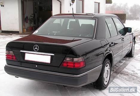 Mercedes Benz W124 250D - VOGN 49 billede 4
