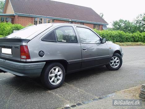 Opel Kadett 1.4i solgt. billede 1