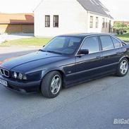 BMW 518Ii Executive (SOLGT)