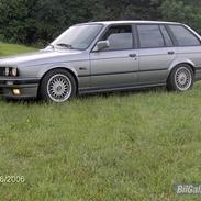 BMW E30 324 touring
