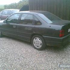 Opel Vectra 2000 16v *SOLGT*