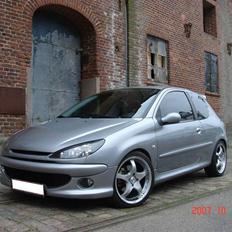 Peugeot 206 S16 / VTS