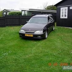 Opel omega caravan stc car