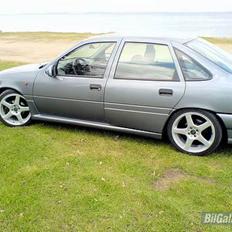 Opel Vectra A 2.0i 16V "SOLGT"