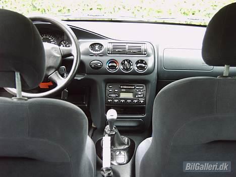 Ford Escort Silverline - Endnu et billede af en fejlfri kabine billede 13