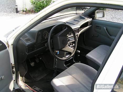 Opel Kadett E - Randi SKROTTET billede 5