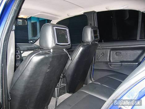 BMW 325 TD SOLGT - Lædder kabine med skærme i nakke støtterne billede 6