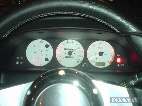 Nissan Primera 1.6 SLX -  instrumentet om dagen billede 17